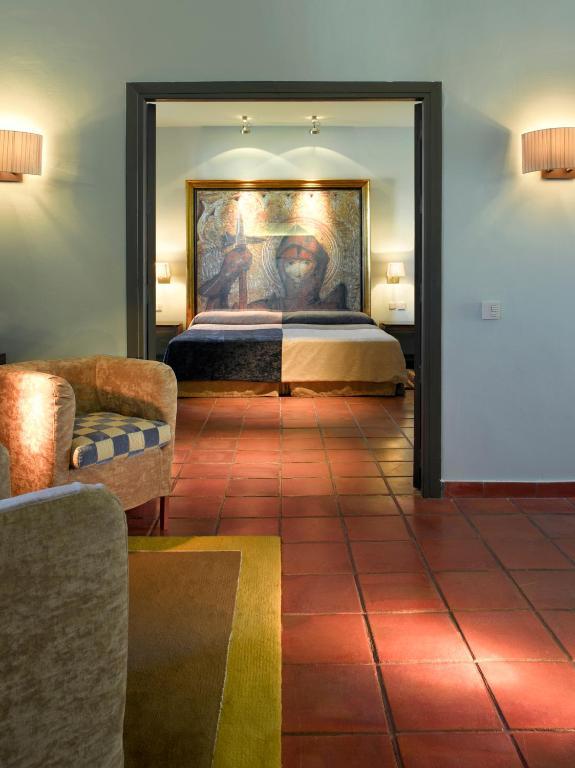 ปาราดอร์ เด ตรูคิโย Hotel ตรูคีโย ภายนอก รูปภาพ