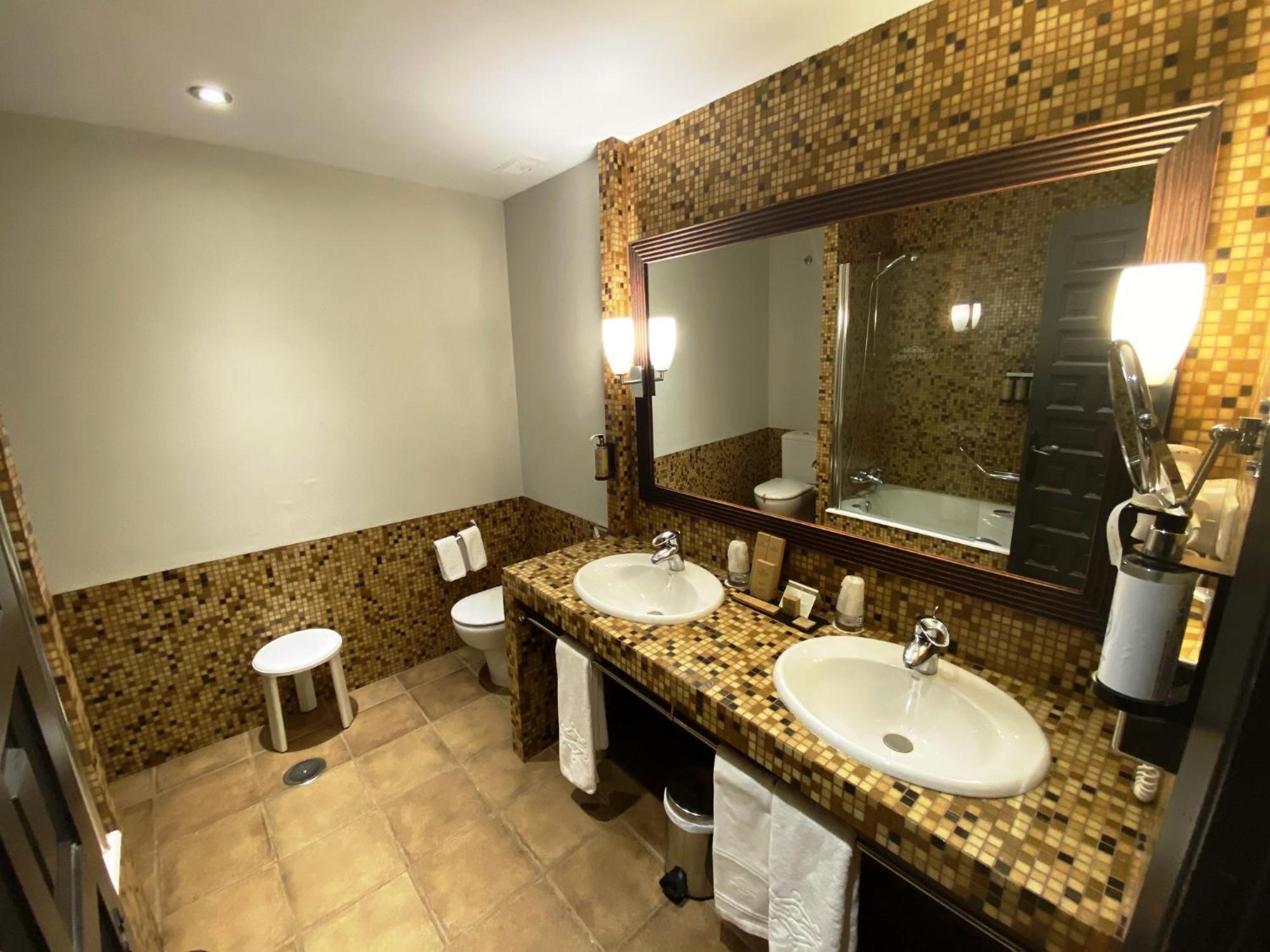 ปาราดอร์ เด ตรูคิโย Hotel ตรูคีโย ห้อง รูปภาพ
